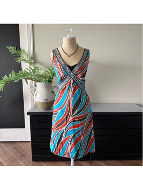 Elie Tahari Silk Blend Midi Dress Size 8 Geometric V-Neck A-Line Elegant